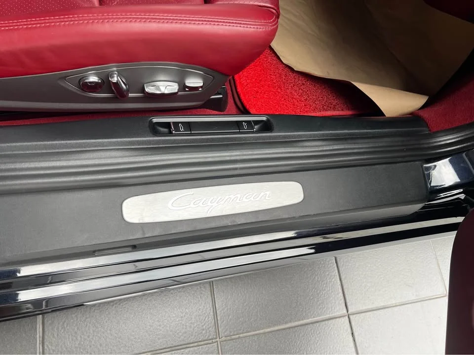 2018 Porsche 718 Boxster and Cayman IV 3