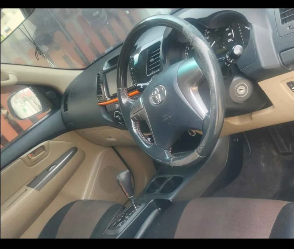 2016 Toyota Hilux VII 3