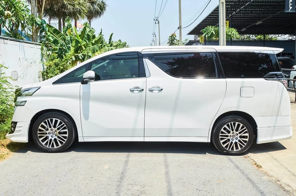 2017 Toyota Alphard, Vellfire III (AH30) 3