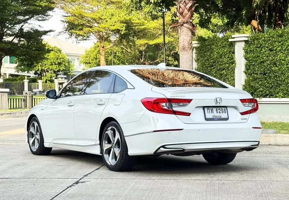 2019 Honda Accord X 3