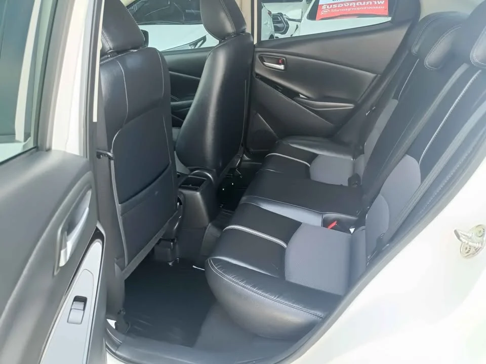 2023 Mazda 3 III 2