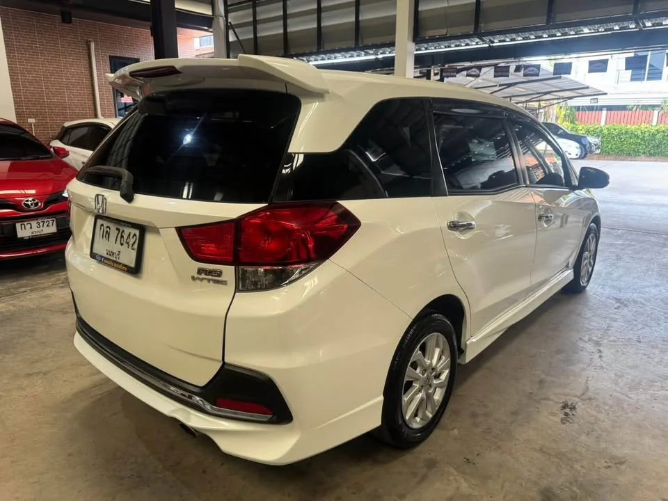 2015 Honda Mobilio II 3