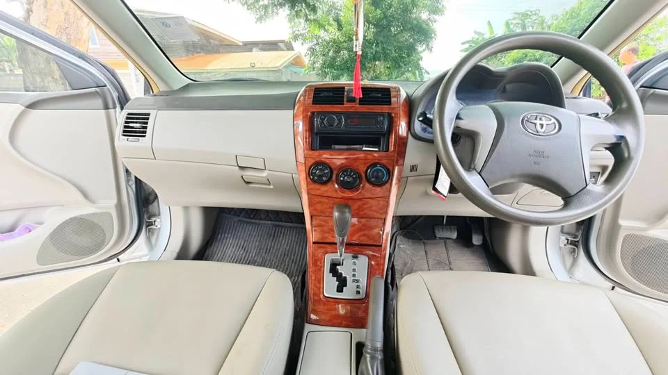 2008 Toyota Corolla Altis X (E140) 3