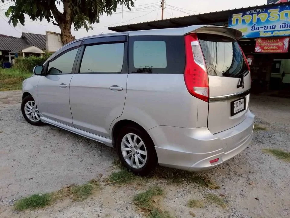 2011 Proton Exora 2