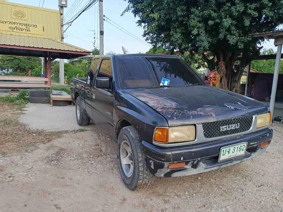1994 Isuzu TFR III 3