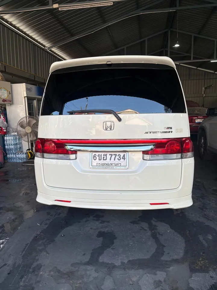 2007 Honda Stepwgn III 3