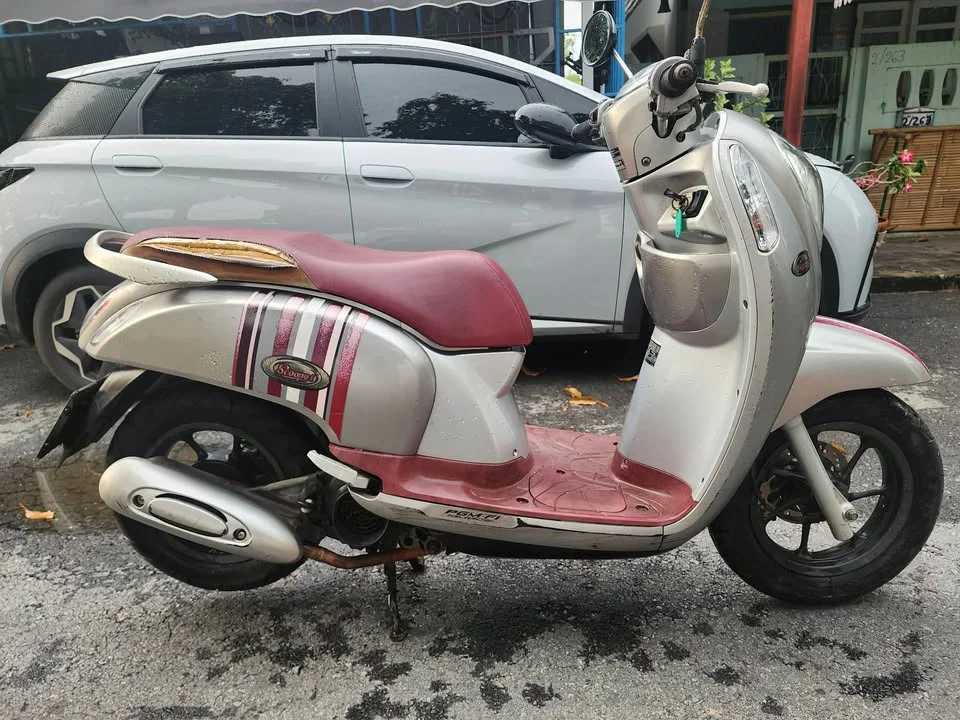 2014 BYD Dolphin 3