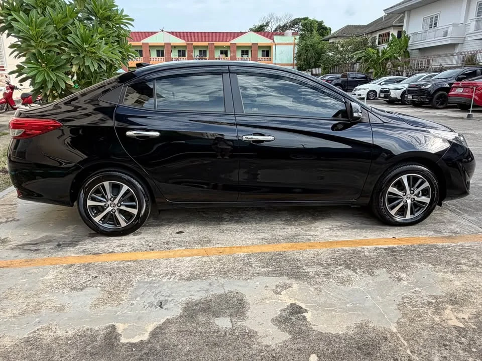 2019 Toyota Yaris III 3