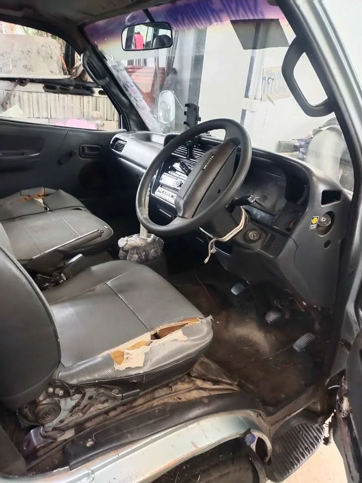 1995 Toyota Commuter IV (H100) 2