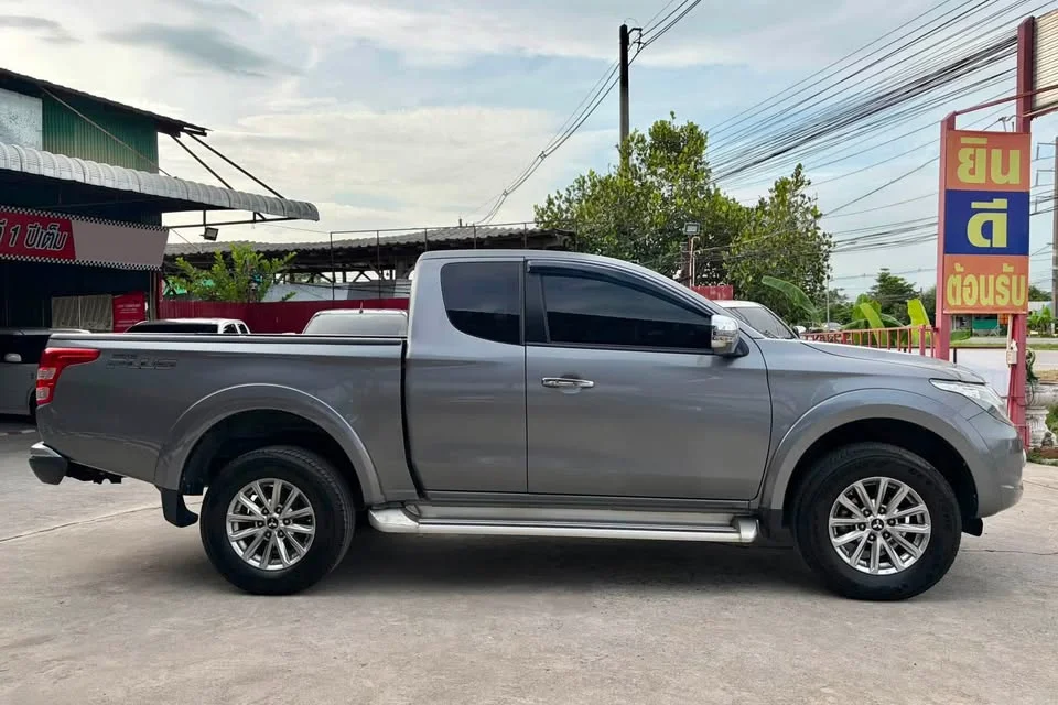 2018 Mitsubishi Triton V 3