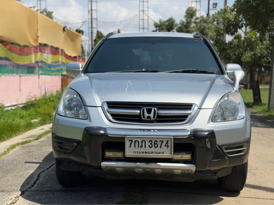 2004 Honda CR-V II 3