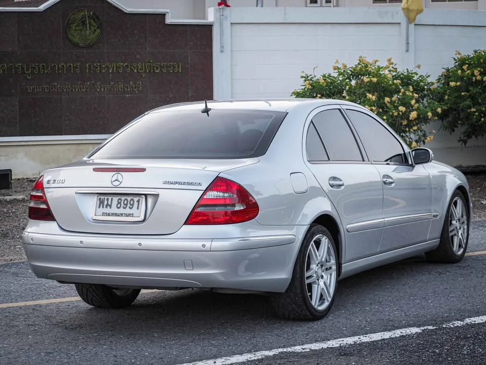 2004 Benz E-Class W211 3