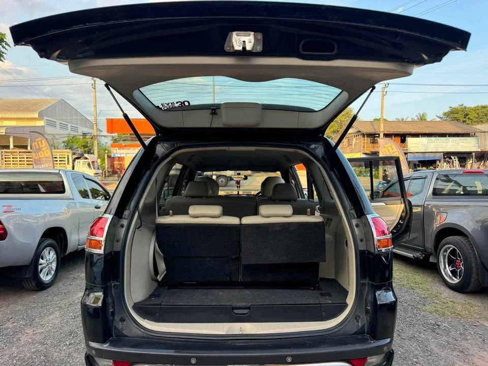 2010 Mitsubishi Pajero Sport II 3