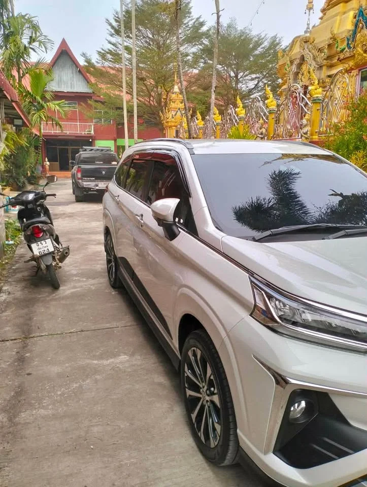 2022 Toyota Veloz III 3