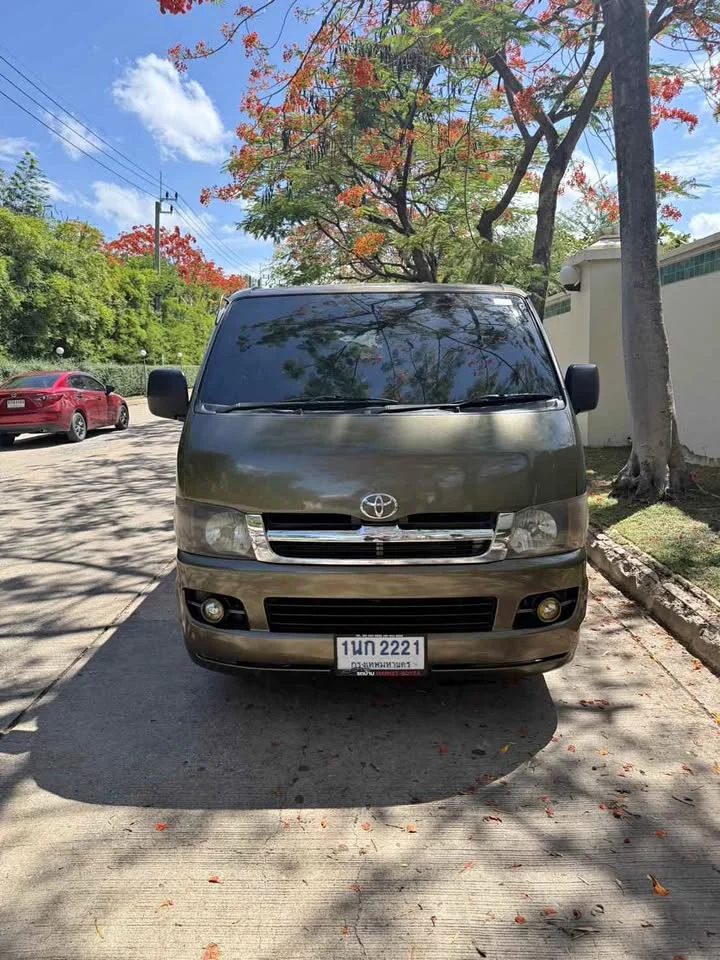 2005 Toyota HiAce V (H200) 3