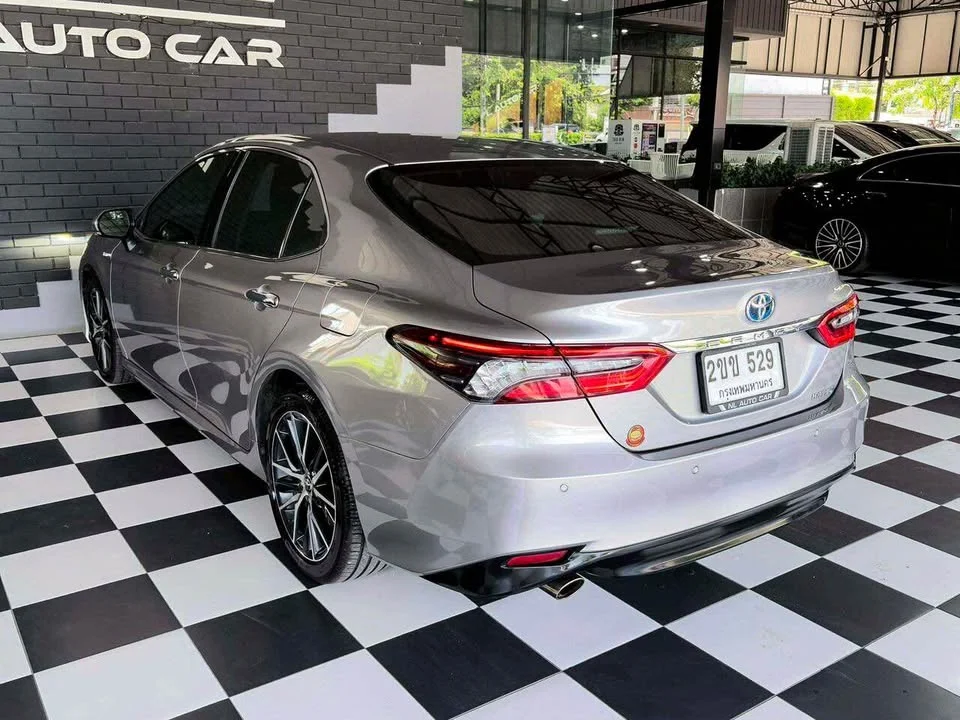 2021 Toyota Camry VIII (XV70) 3