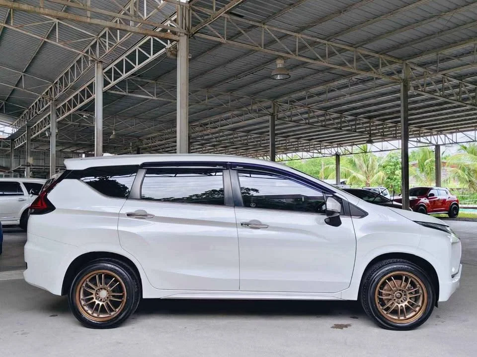 2019 Mitsubishi Xpander I 3