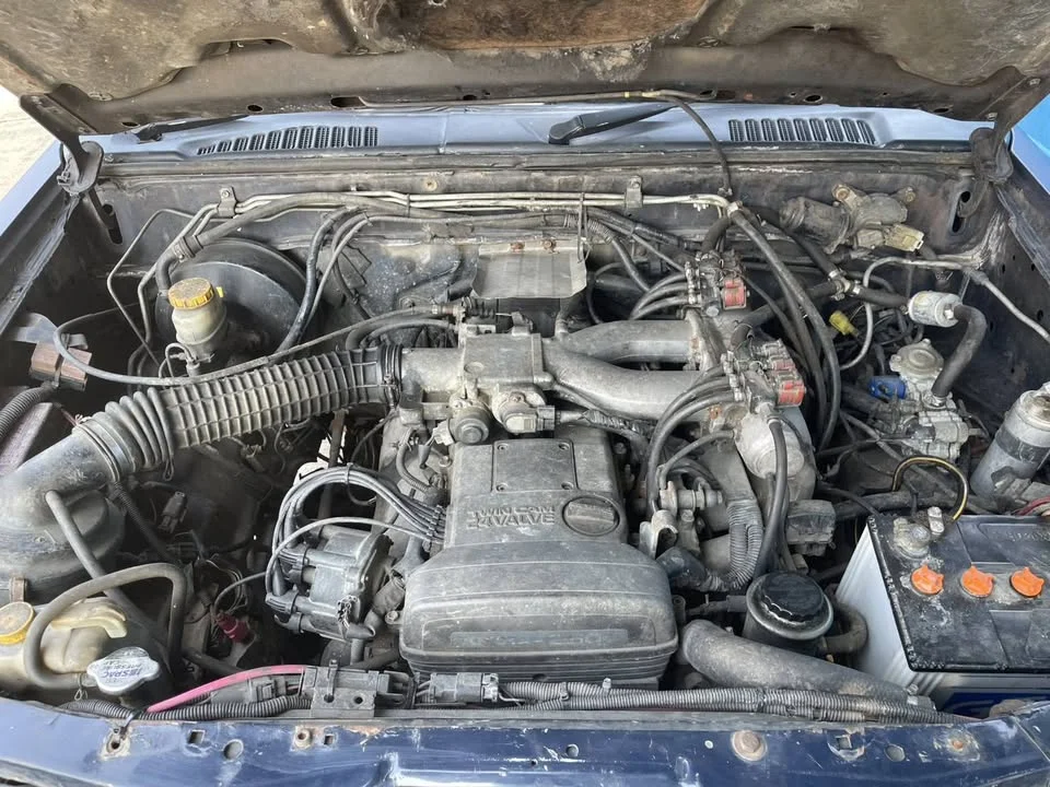 2001 Nissan Frontier I 2