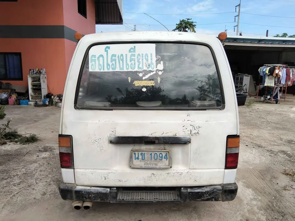1994 Nissan Urvan IV (E24) 2