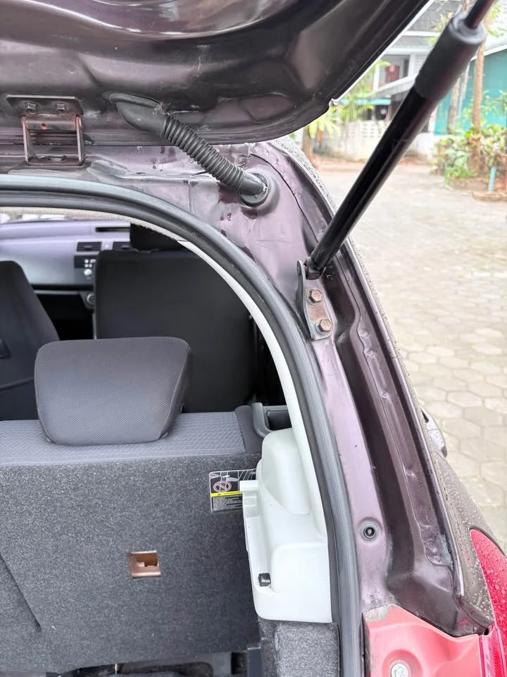 2010 Suzuki Swift I 3