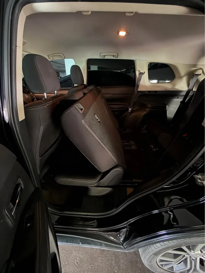 2017 Mitsubishi Outlander III 2