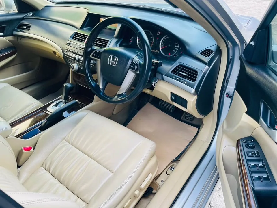 2008 Honda Accord VIII 2