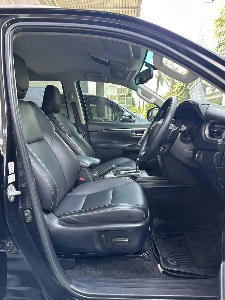 2022 Toyota Fortuner II 3