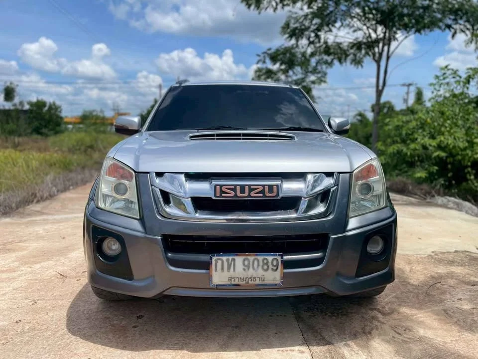 2006 Isuzu MU-7 3