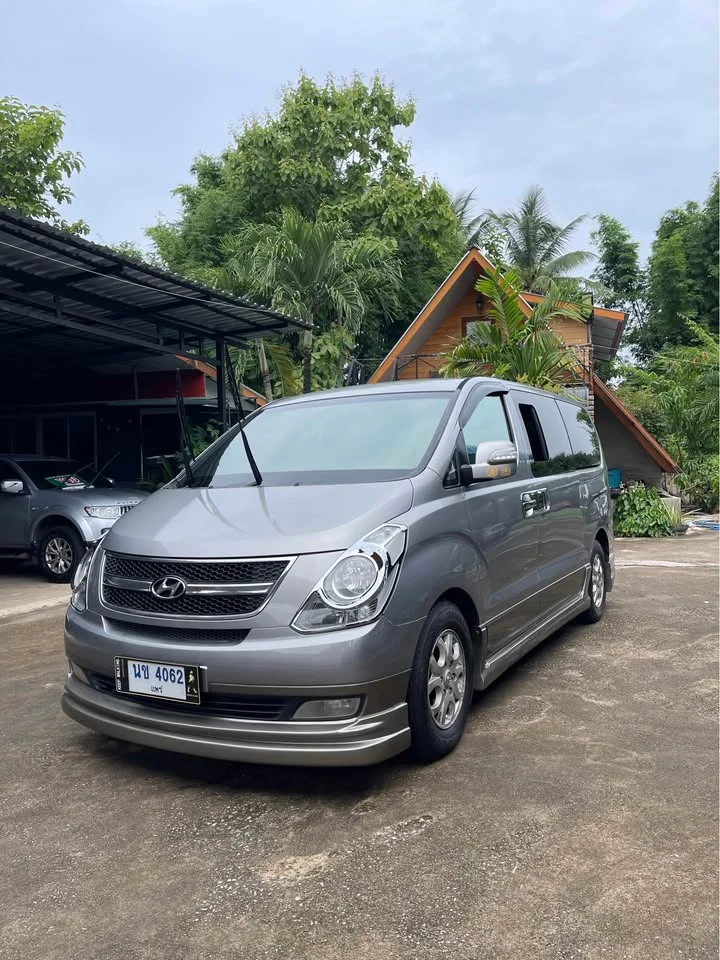 2011 Hyundai H-1 II 2