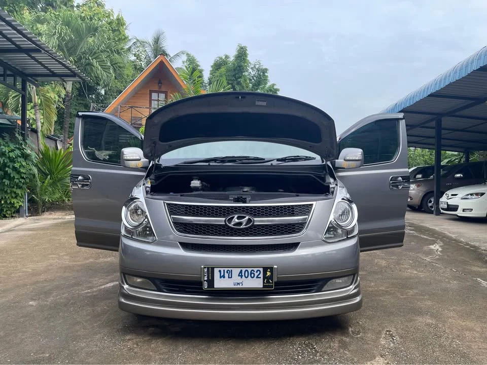 2011 Hyundai H-1 II 3