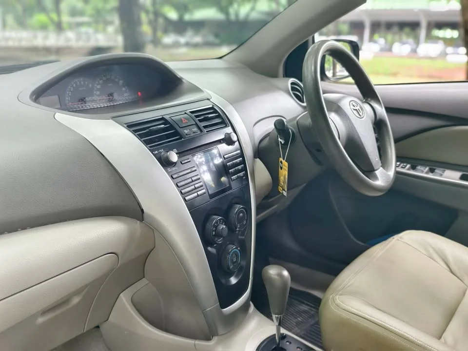 2010 Toyota Vios II 2