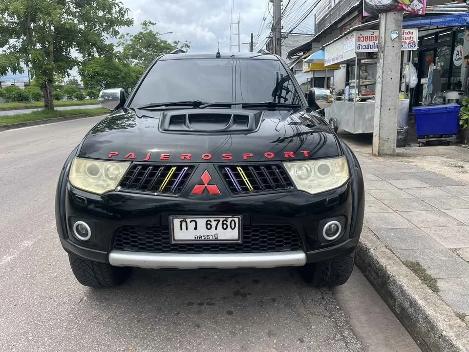 2012 Mitsubishi Pajero Sport II 3