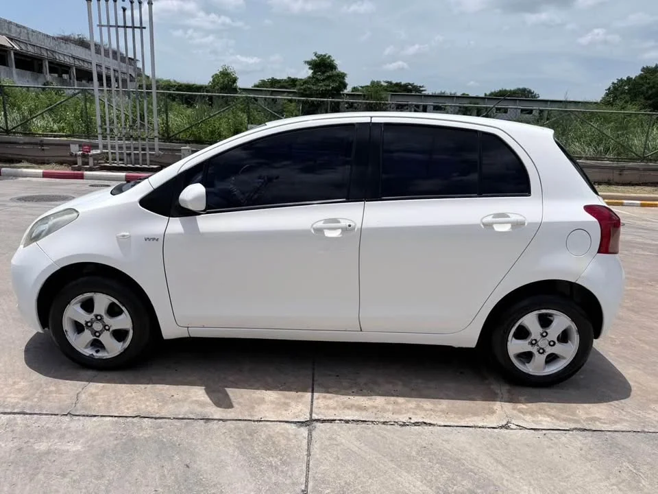 2007 Toyota Yaris II 3