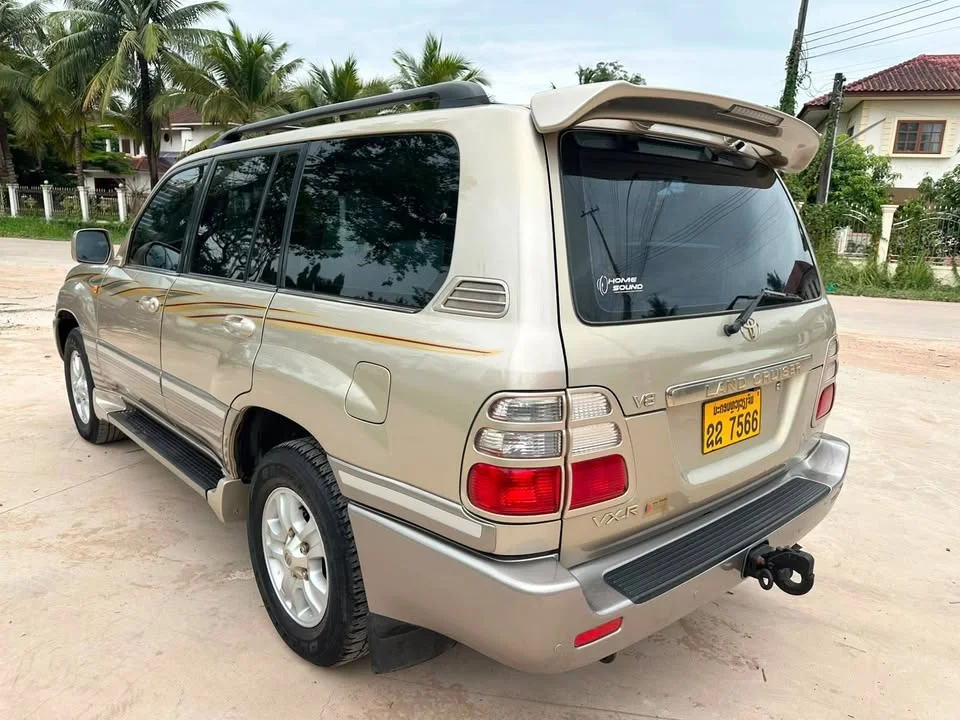 2006 Toyota Land Cruiser J100 2
