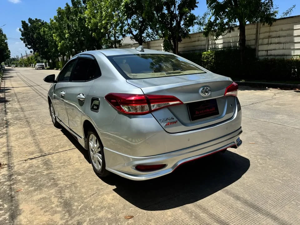 2019 Toyota Yaris ATIV III 3