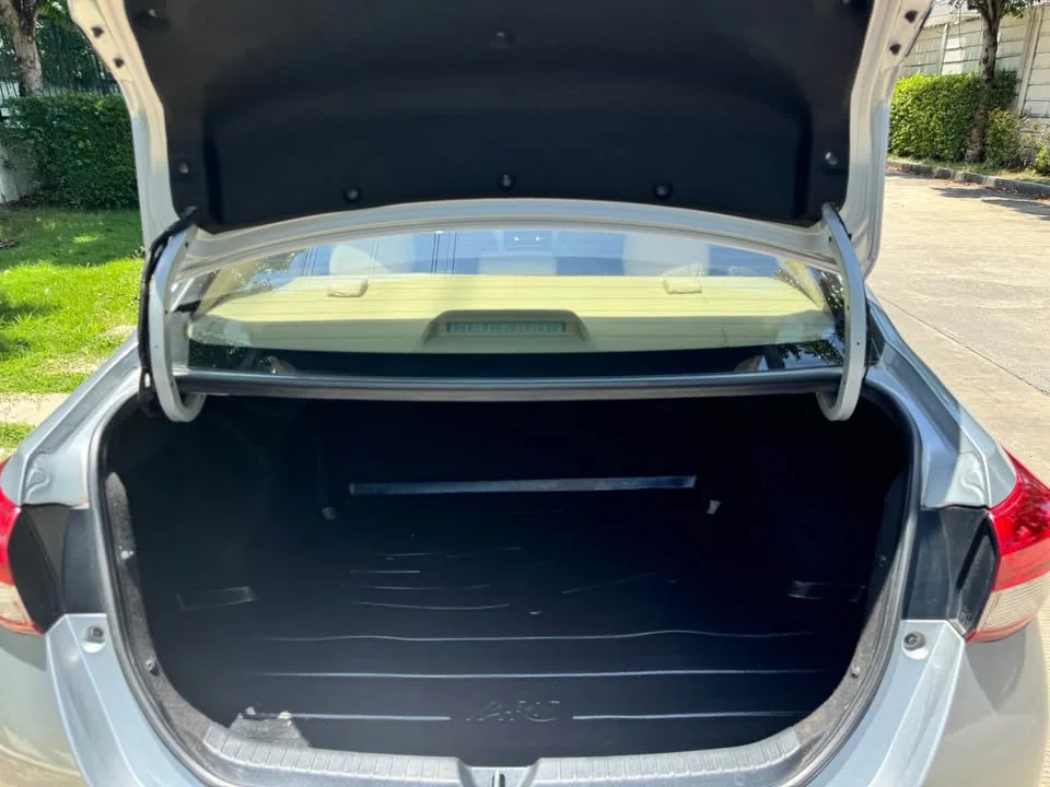 2019 Toyota Yaris ATIV III 2
