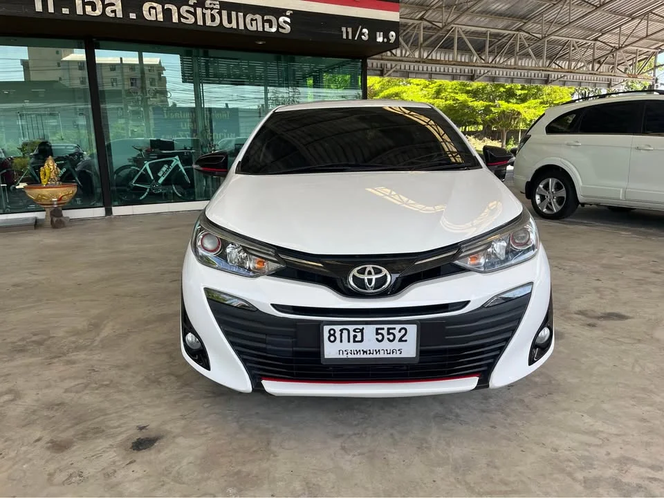 2018 Toyota Yaris ATIV III 2