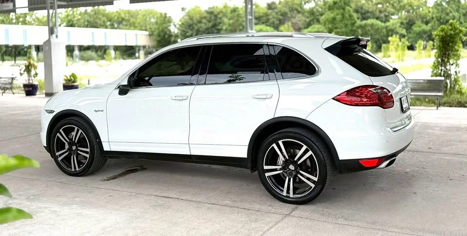 2013 Porsche Cayenne II 2