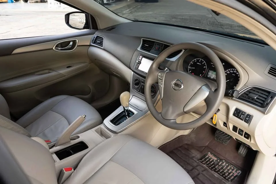 2014 Nissan Sylphy III (B17) 2