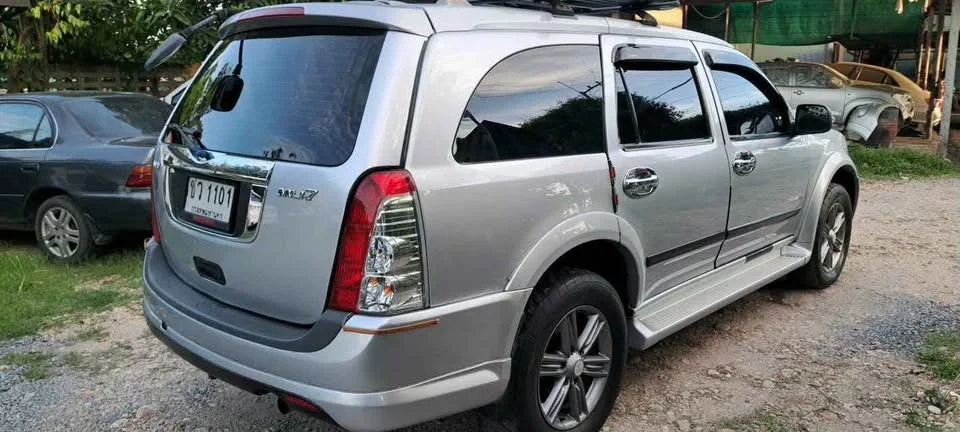 2007 Isuzu MU-7 2