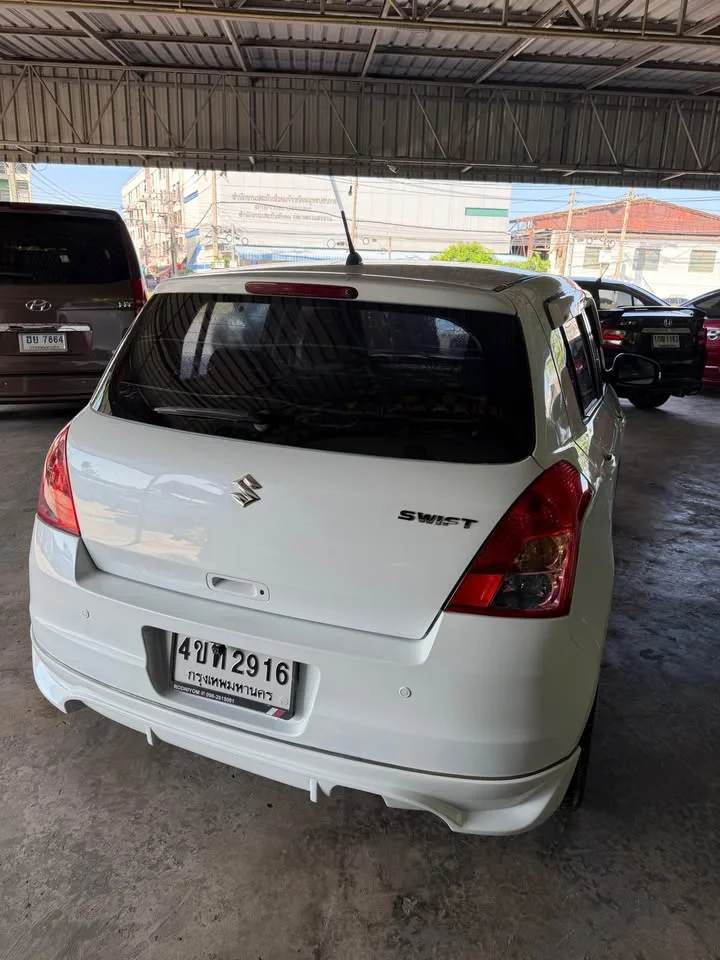 2011 Suzuki Swift I 2