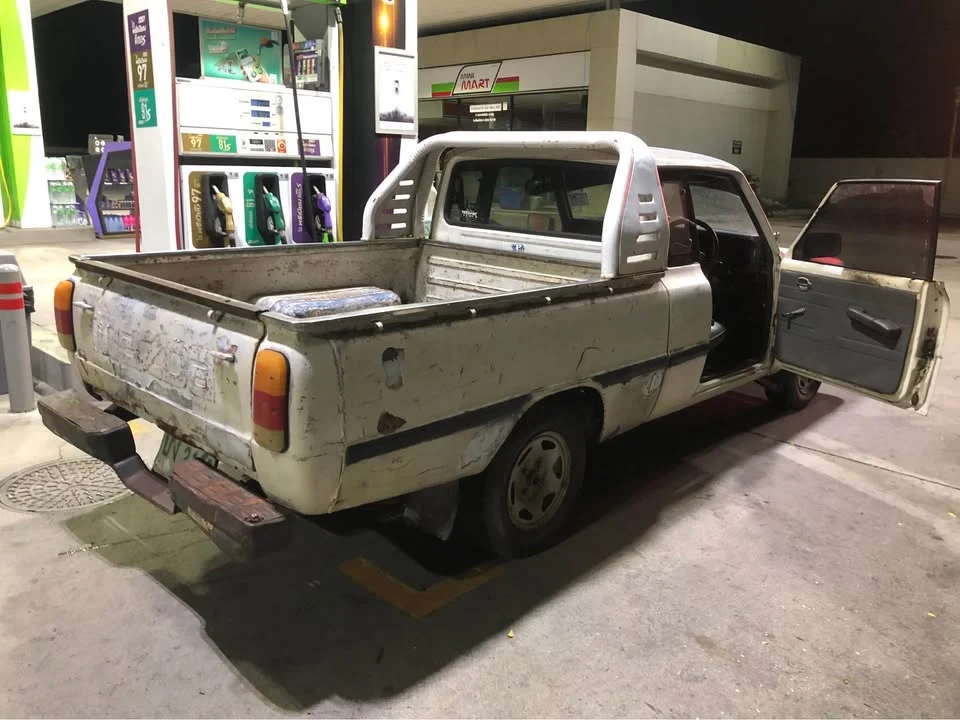 2000 Mazda B-series (Familia) III 2