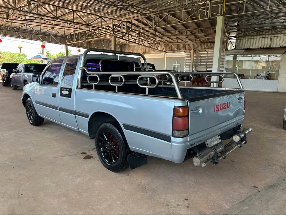 2005 Isuzu Faster Dragon Eyes III 3
