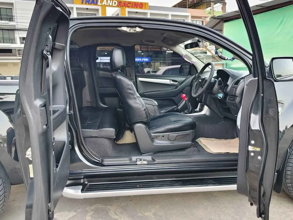 2013 Isuzu D-Max II (RT) 2