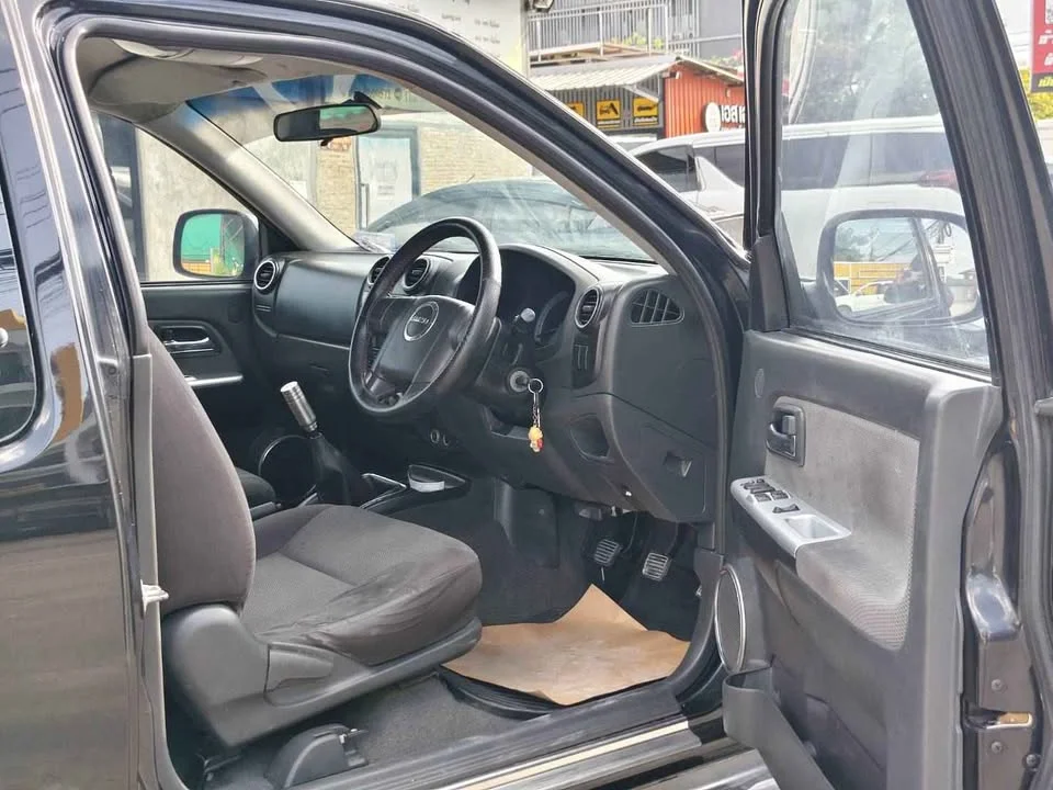 2011 Isuzu D-Max I 2
