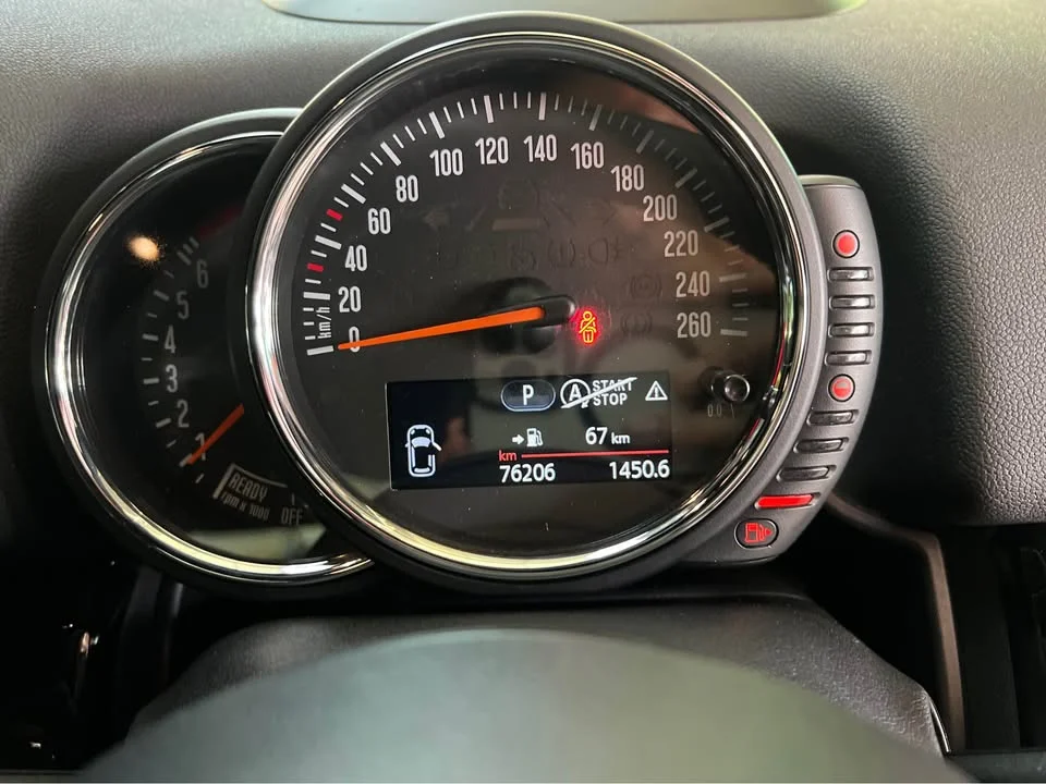 2017 Mini Hatch  III 2
