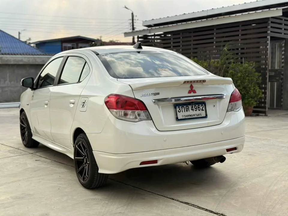 2013 Mitsubishi Attrage VI 2