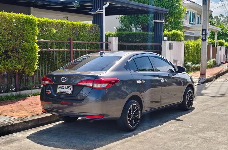 2018 Toyota Yaris ATIV III 2