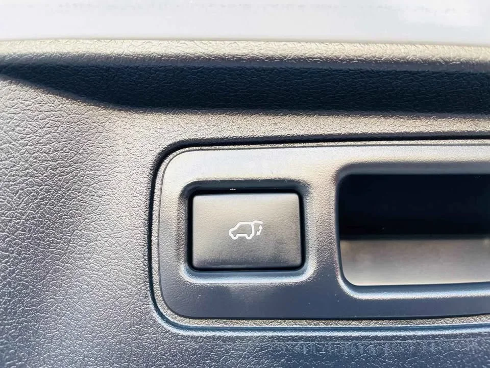2023 Toyota Fortuner II 2