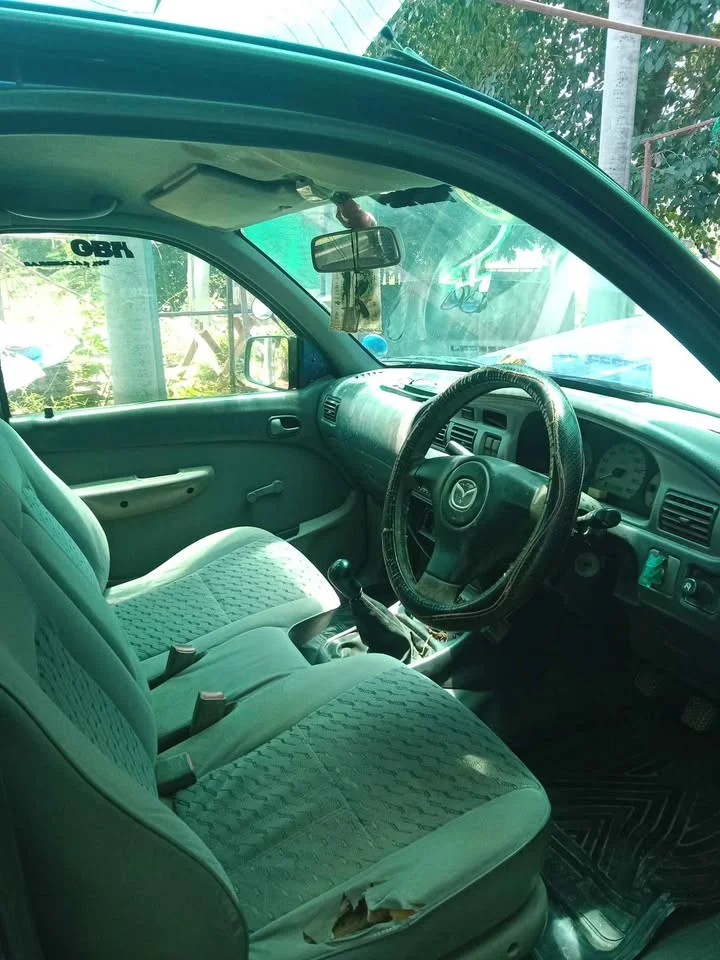 1999 Mazda 2500 Fighter V 3
